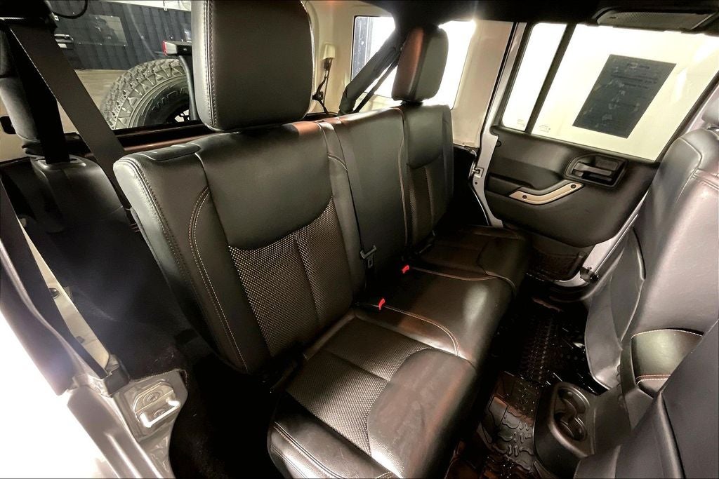 2016 Jeep Wrangler Unlimited Sahara