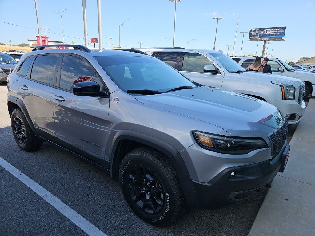 2022 Jeep Cherokee Trailhawk