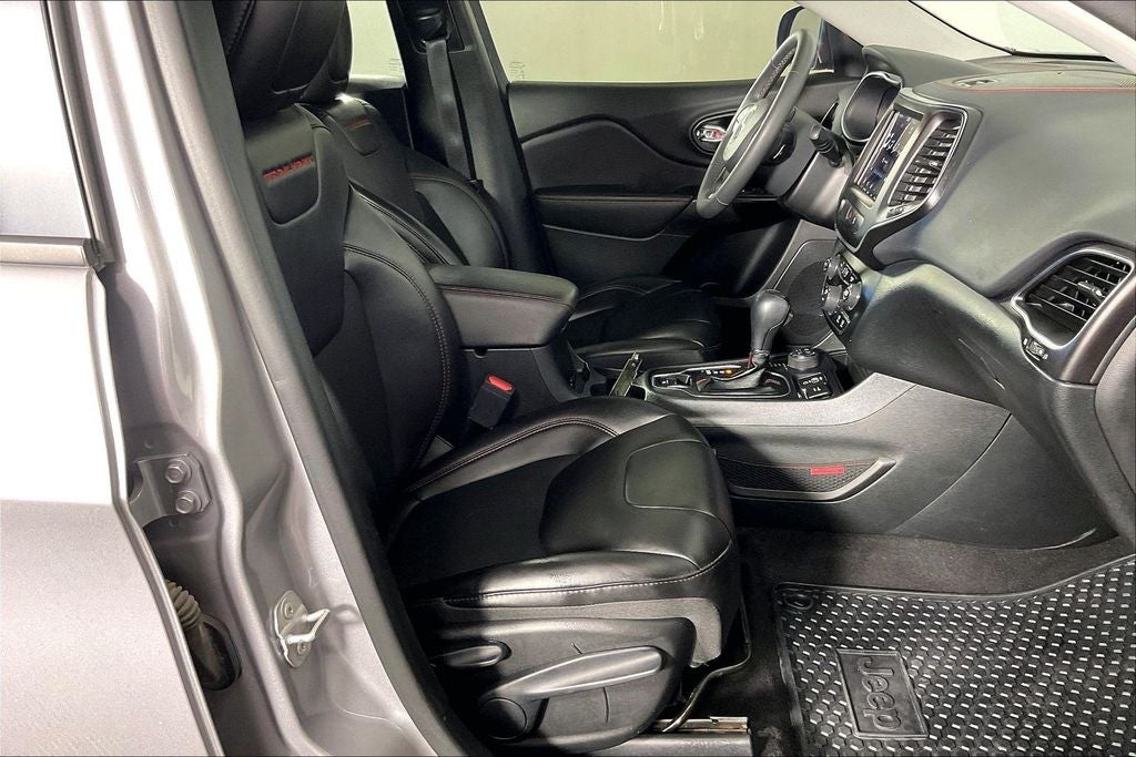 2022 Jeep Cherokee Trailhawk