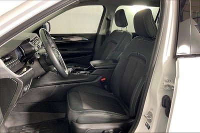 2022 Jeep Grand Cherokee L Laredo