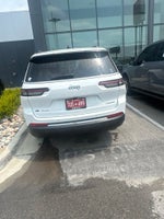 2022 Jeep Grand Cherokee L Laredo