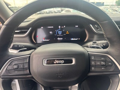 2022 Jeep Grand Cherokee L Laredo