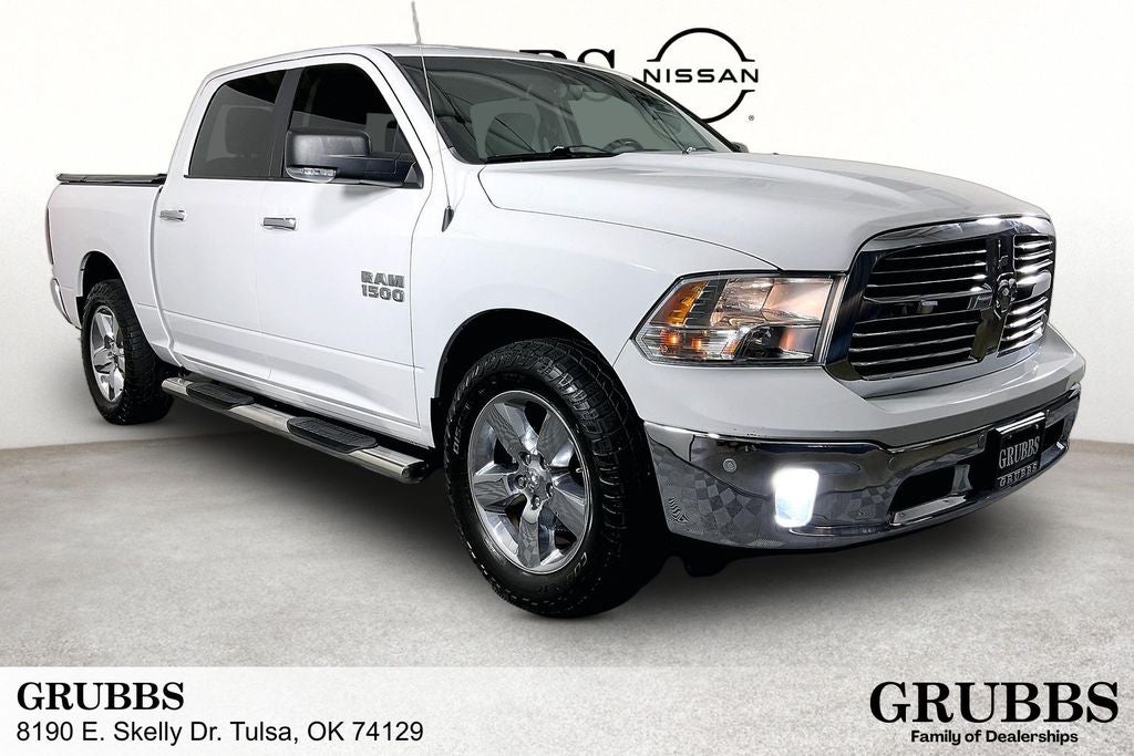 2016 RAM 1500 Lone Star Crew Cab 5'7's photo