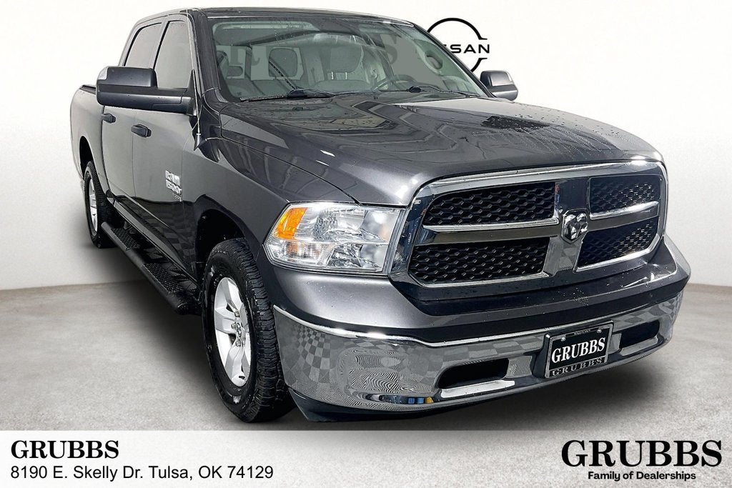 2022 RAM 1500 Classic SLT