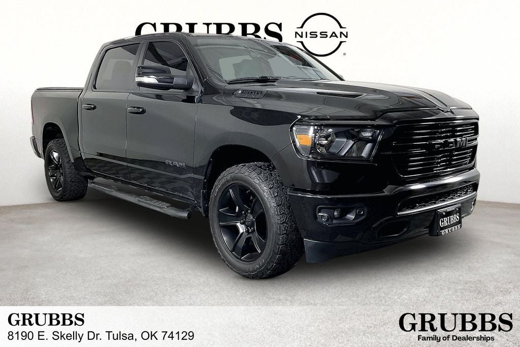 2020 RAM 1500 Big Horn/Lone Star 4x4 Crew Cab 5'7's photo