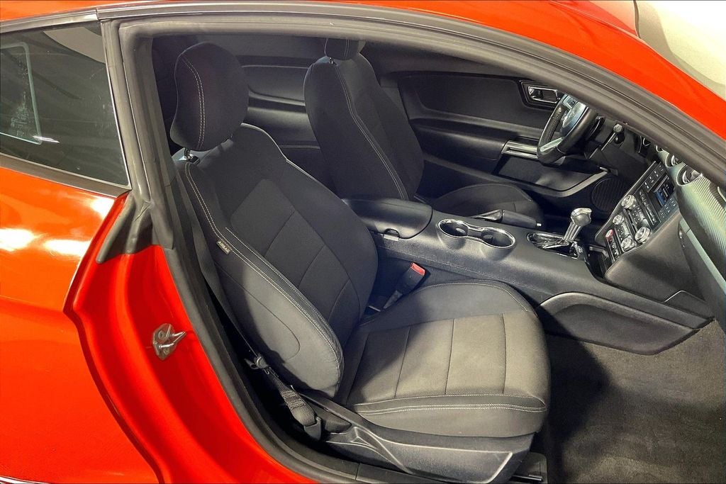2015 Ford Mustang V6