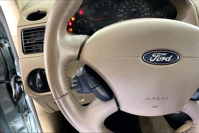 2005 Ford Focus ZX4 S