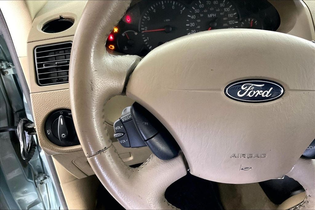 2005 Ford Focus ZX4 S