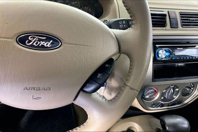 2005 Ford Focus ZX4 S