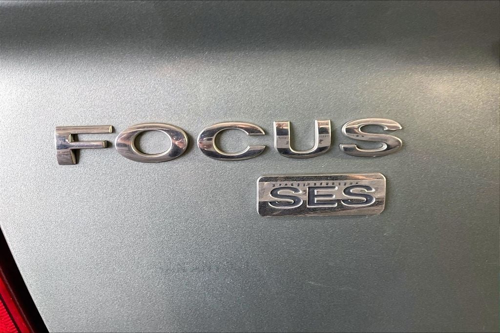 2005 Ford Focus ZX4 S