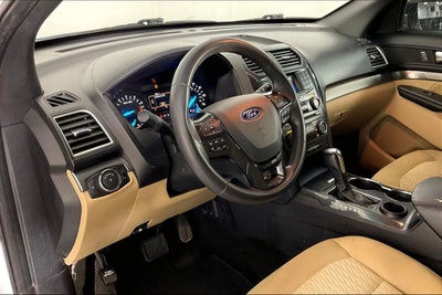 2017 Ford Explorer Base