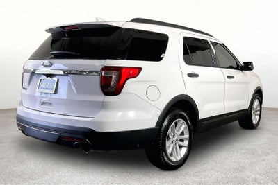 2017 Ford Explorer Base