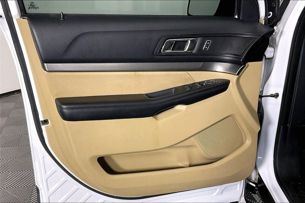 2017 Ford Explorer Base