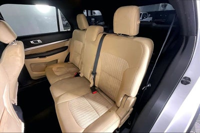 2017 Ford Explorer Base