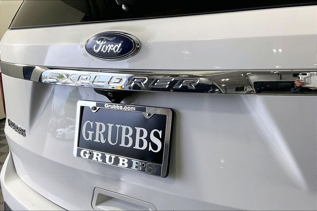 2017 Ford Explorer Base