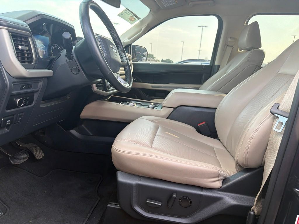 2023 Ford Expedition XLT