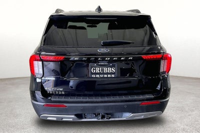 2025 Ford Explorer Active
