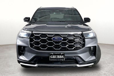 2025 Ford Explorer Platinum