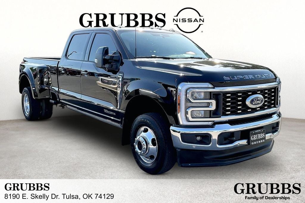 2025 Ford F-350SD Lariat DRW