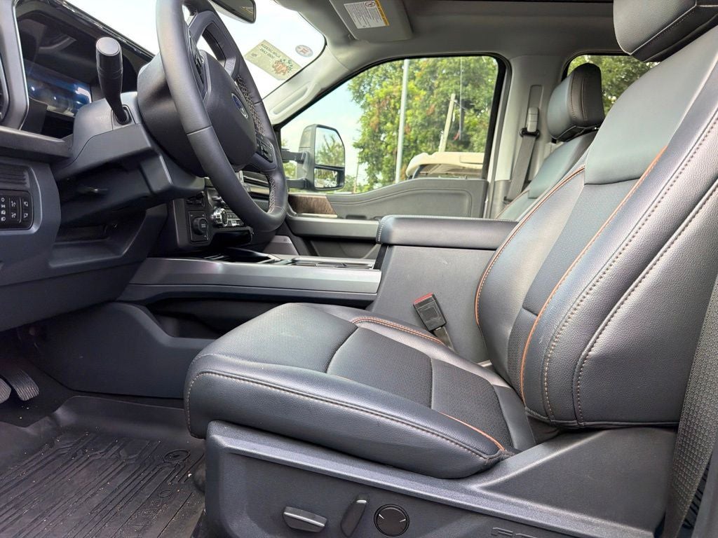 2026 Ford F-450SD Lariat DRW
