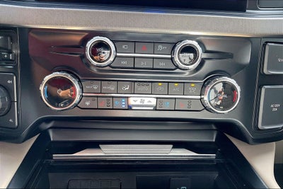 2025 Ford F-450SD Platinum DRW