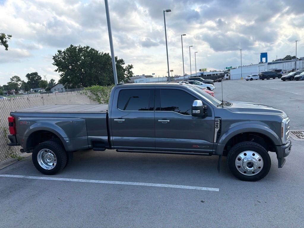 2025 Ford F-450SD Platinum DRW