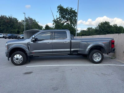 2025 Ford F-450SD Platinum DRW