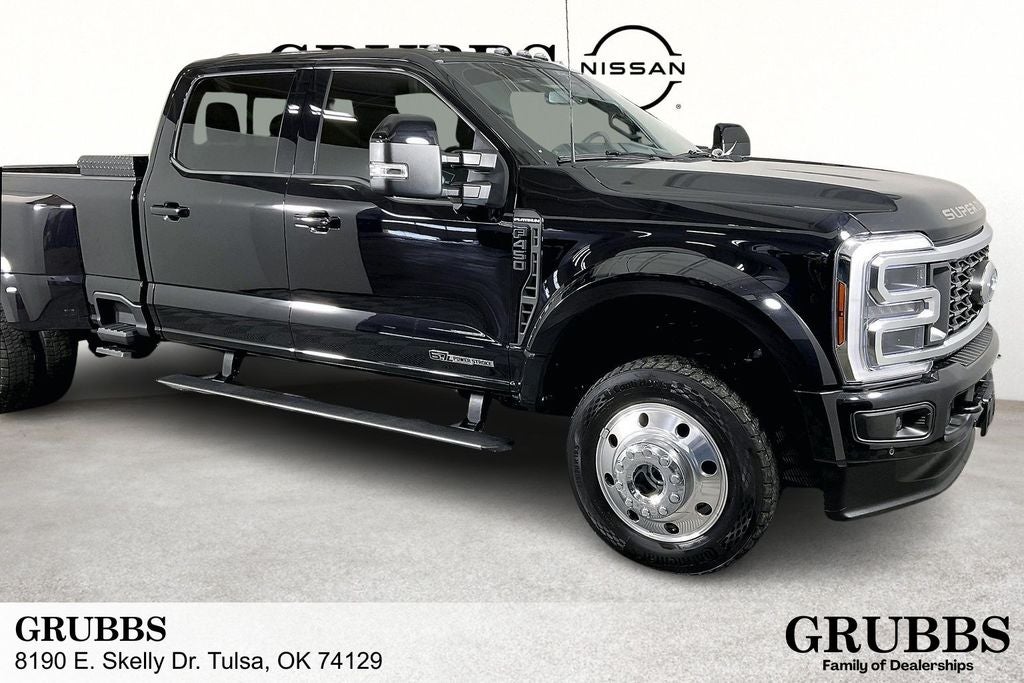 2025 Ford F-450SD Platinum DRW