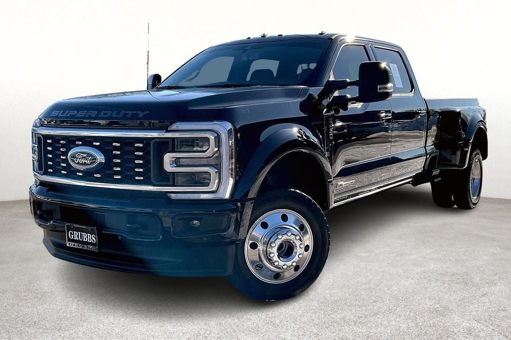 2025 Ford F-450SD Platinum DRW