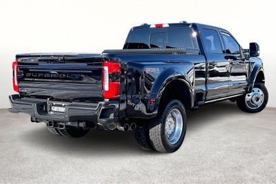 2025 Ford F-450SD Platinum DRW