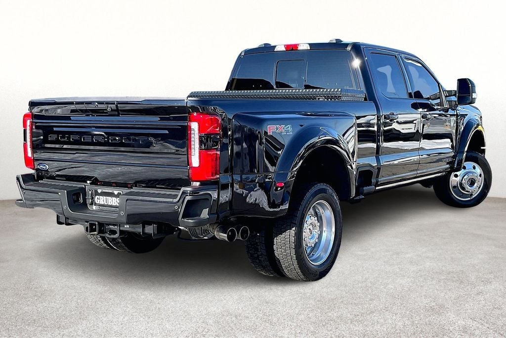 2025 Ford F-450SD Platinum DRW