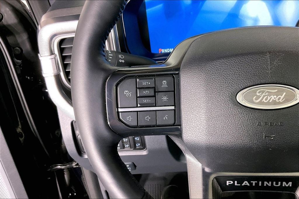 2025 Ford F-450SD Platinum DRW