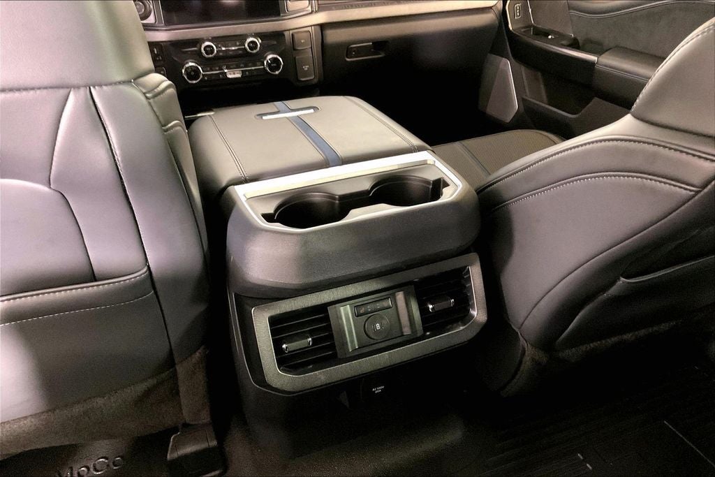 2025 Ford F-450SD Platinum DRW