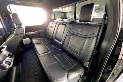 2025 Ford F-450SD Platinum DRW