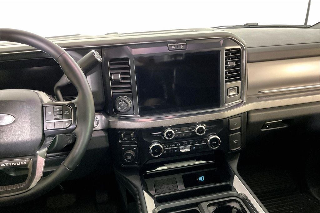 2025 Ford F-450SD Platinum DRW