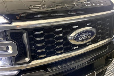 2025 Ford F-450SD Platinum DRW