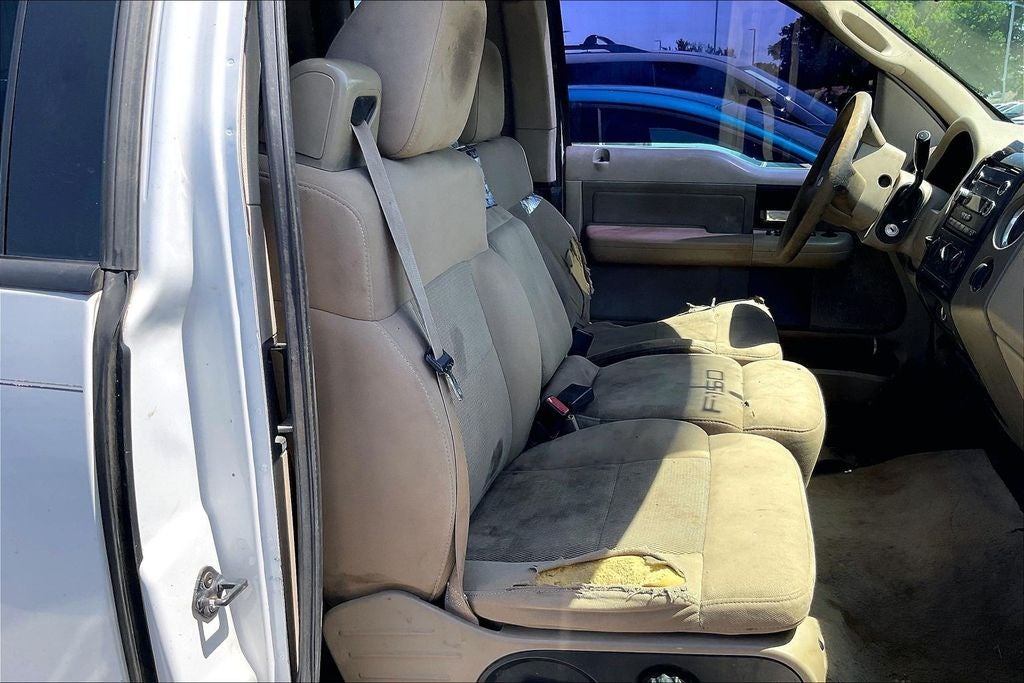 2005 Ford F-150 STX