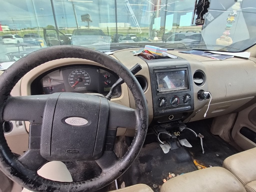 2005 Ford F-150 XL