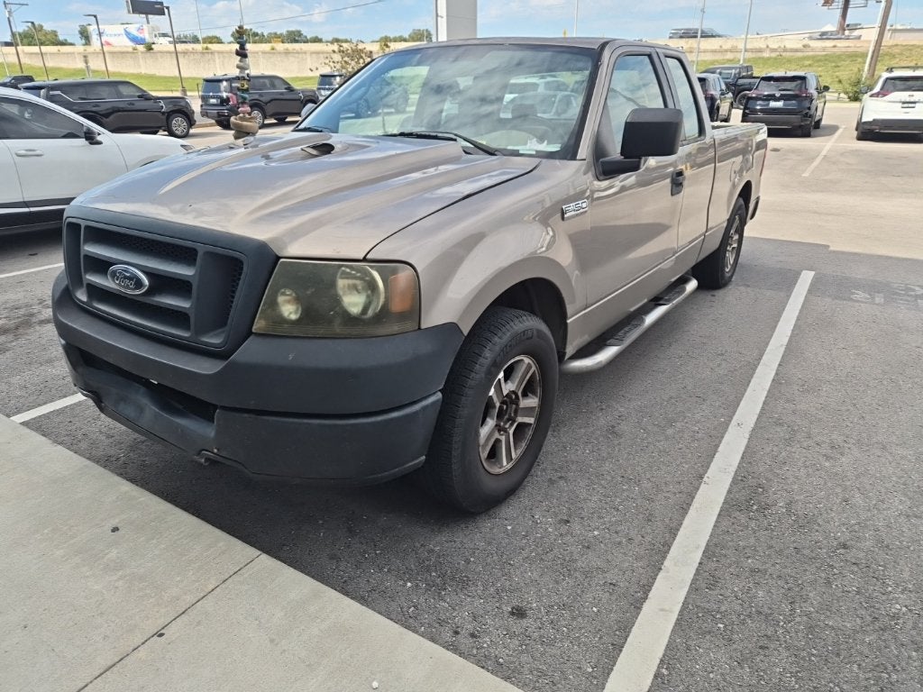 2005 Ford F-150 XL