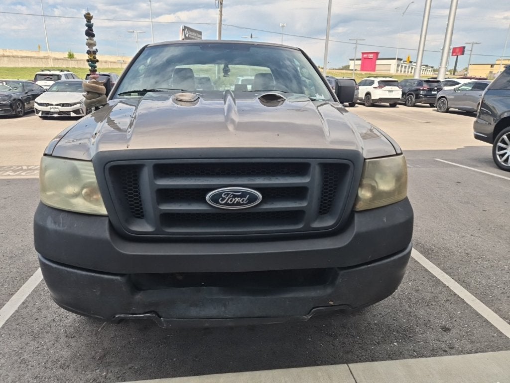 2005 Ford F-150 XL