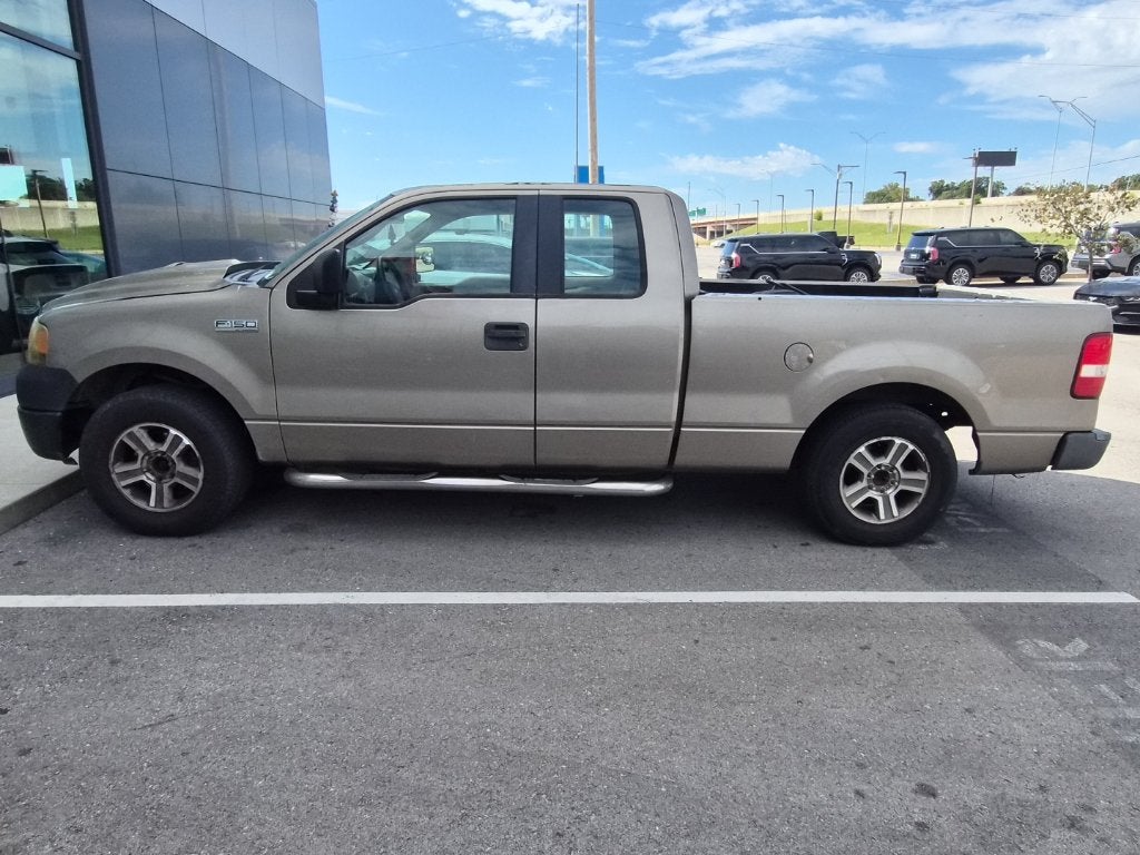 2005 Ford F-150 XL
