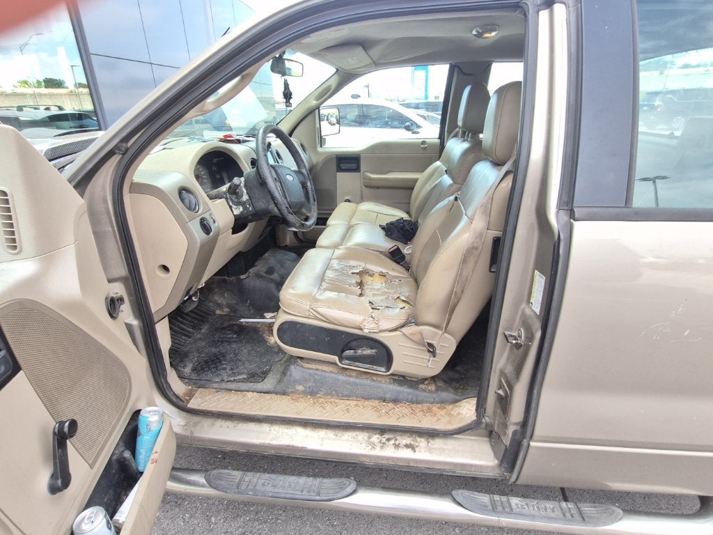 2005 Ford F-150 XL