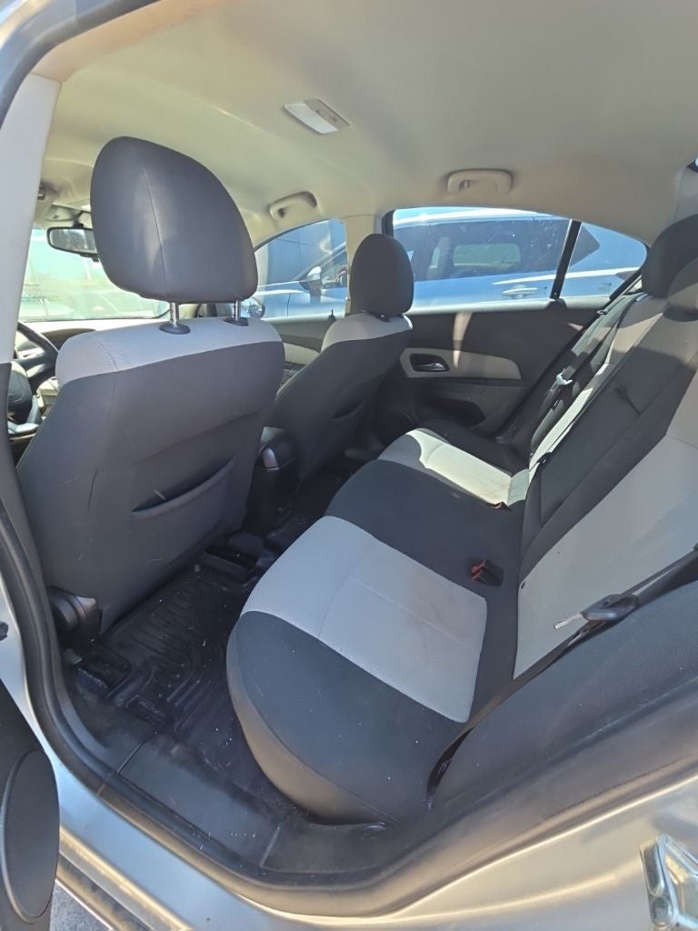 2011 Chevrolet Cruze LS