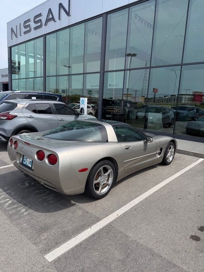 2000 Chevrolet Corvette Base