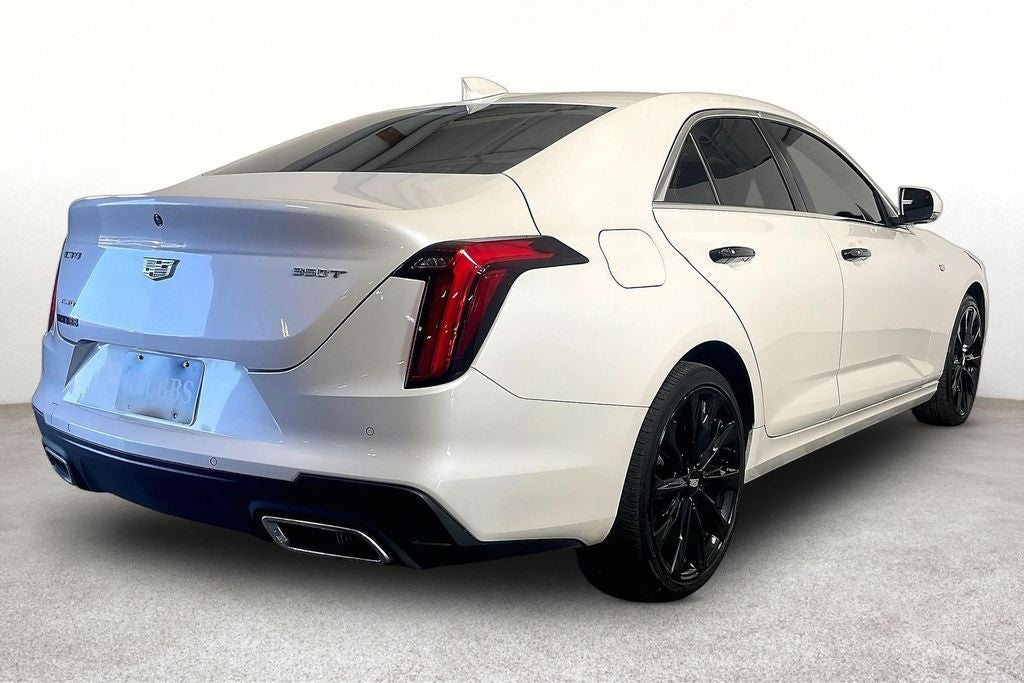 2023 Cadillac CT4 Luxury
