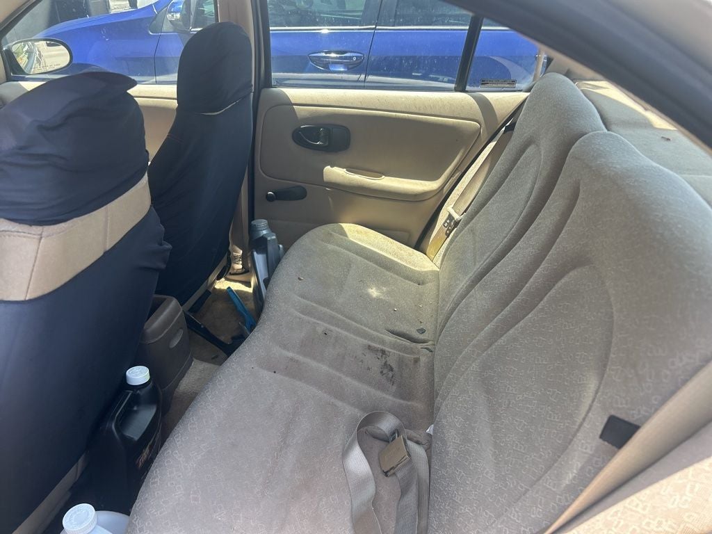 2002 Saturn SL1 Base