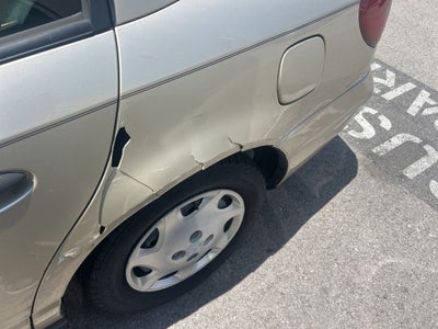 2002 Saturn SL1 Base