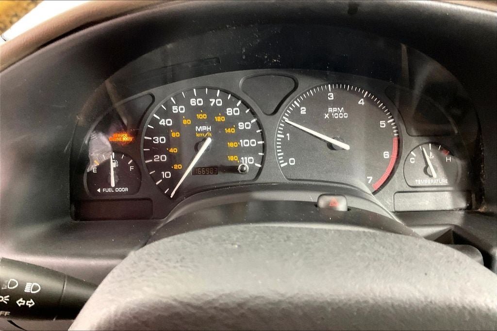 2002 Saturn SL1 Base