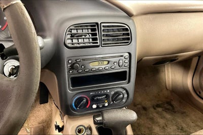 2002 Saturn SL1 Base