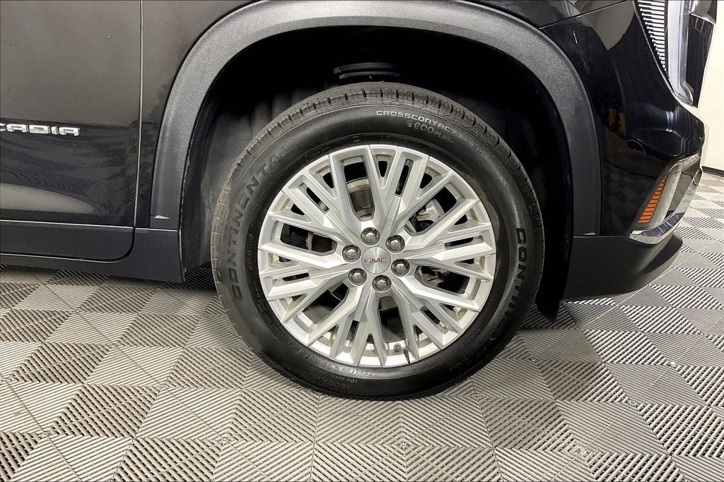 2024 GMC Acadia Elevation